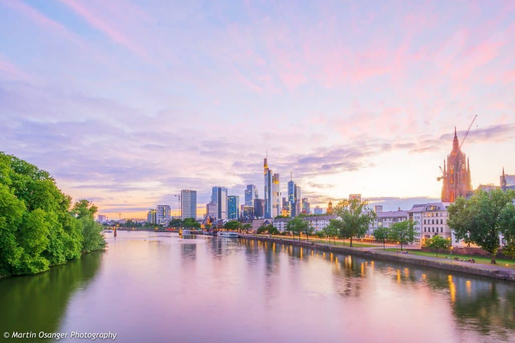 Frankfurt nach Sonnenuntergang